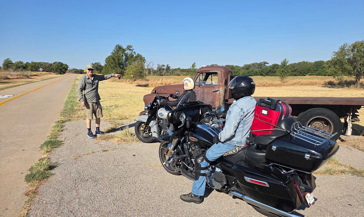 Guided vs Self Guided Route 66 Trips